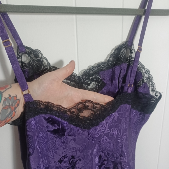 Vintage Victorias Secret Cami - Picture 6 of 10